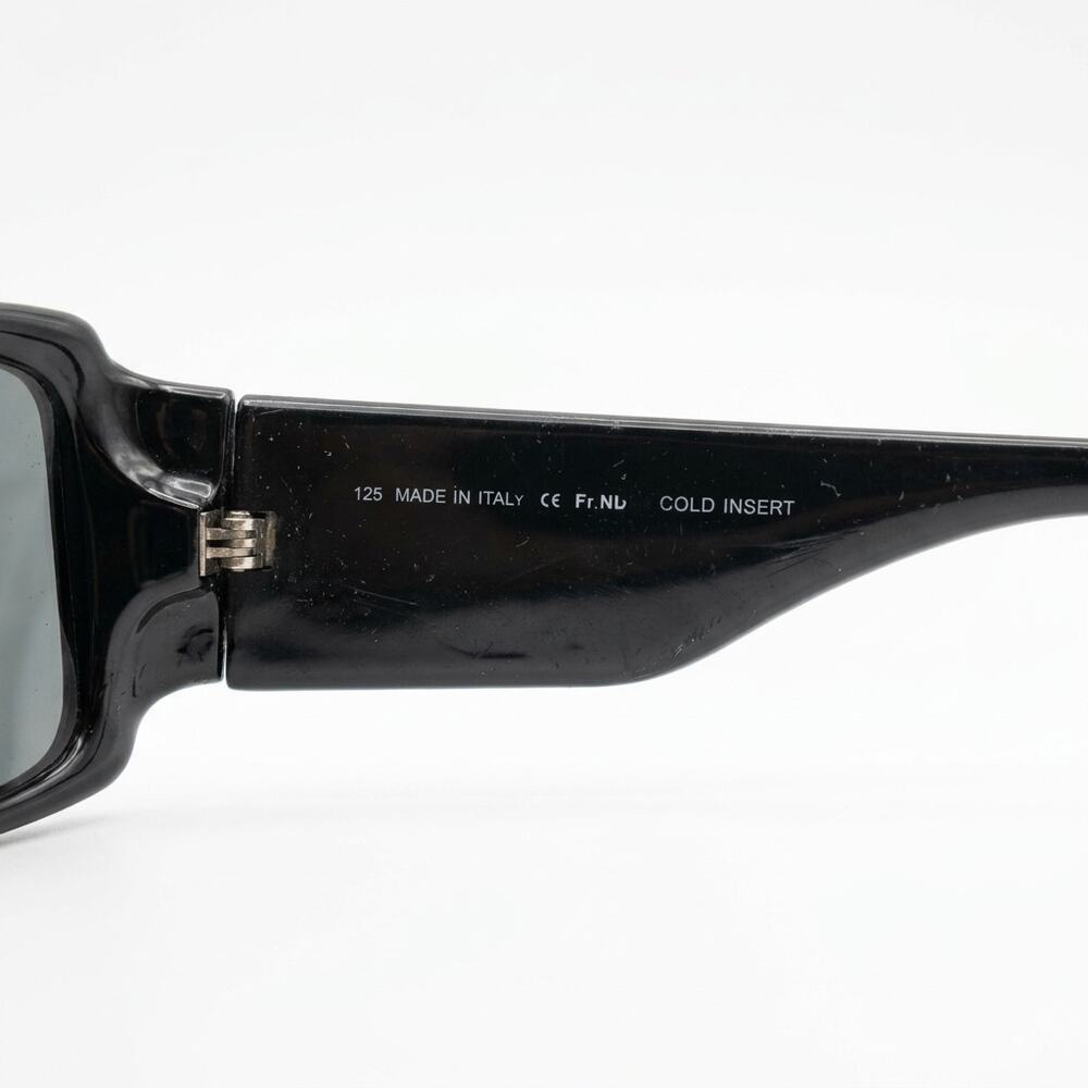 Fendi Sunglasses Black without case - Picture 3 of 4